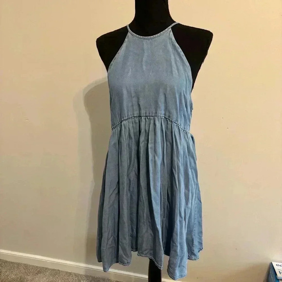 Kimchi Blue Urban Outfitters Denim Swing Halterneck Dress Size XS - Picture 3 of 10